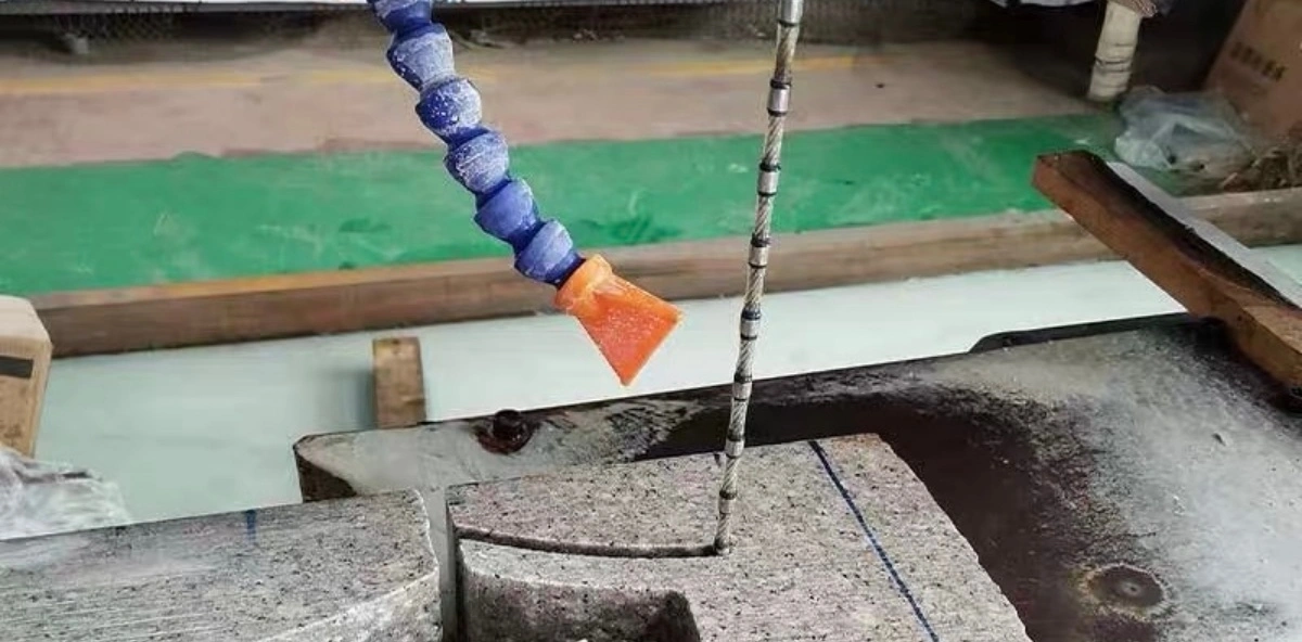 Slab cutting wire saw rope