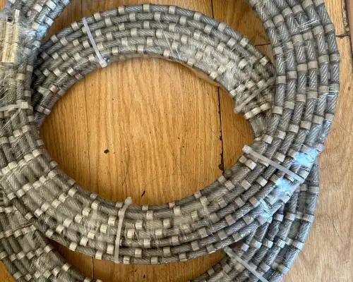 How does diamond wire work in stone quarrying?